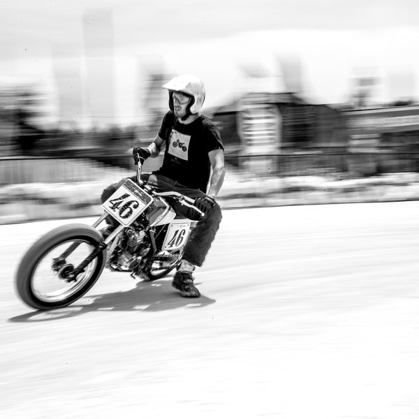 Flat out, Flat Trackin'